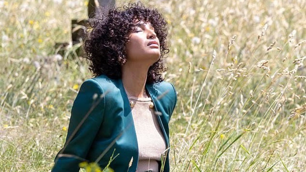 Indya Moore as Wanda Mannering in The Sandman season 2