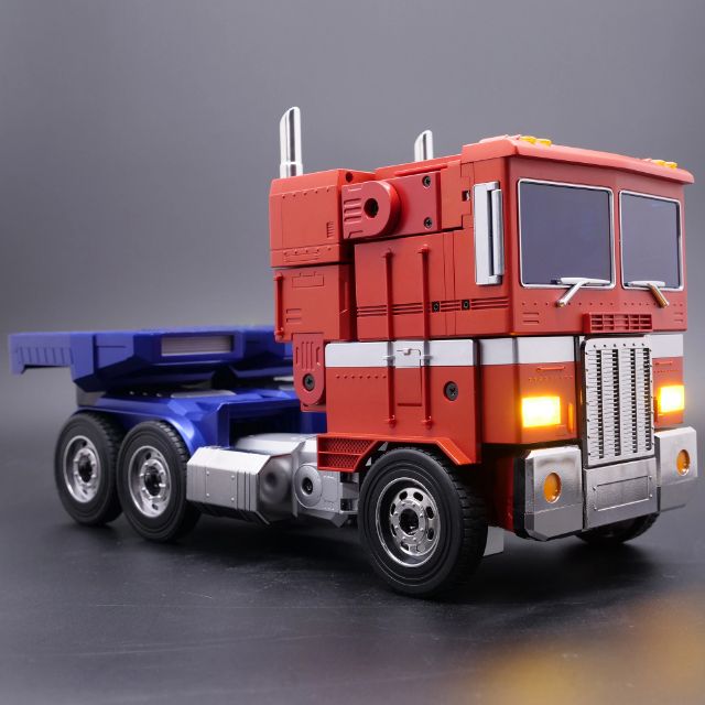 Auto-Converting Optimus 3