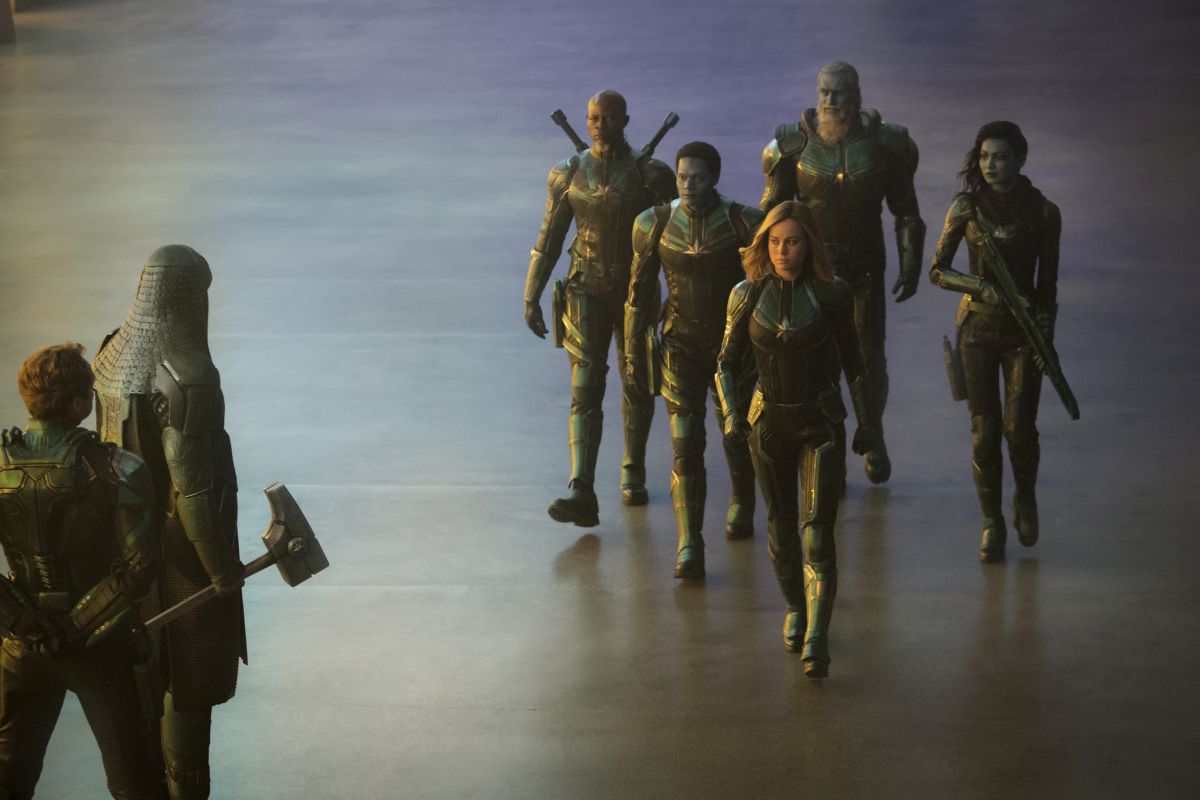 Marvel Studios' CAPTAIN MARVELL to R: Leader of Starforce (Jude Law), Ronan (Lee Pace), Korath (Djimon Hounsou), Att-Lass (Algenis Perez Soto), Carol Danvers/Captain Marvel (Brie Larson), Bron-Char (Rune Temte) and Minn-Erva (Gemma Chan)Photo: Chuck ZlotnickÂ©Marvel Studios 2019