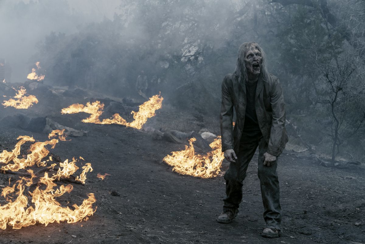 Fear the Walking Dead _ Season 5, Episode 1 - Photo Credit: Ryan Green/AMC