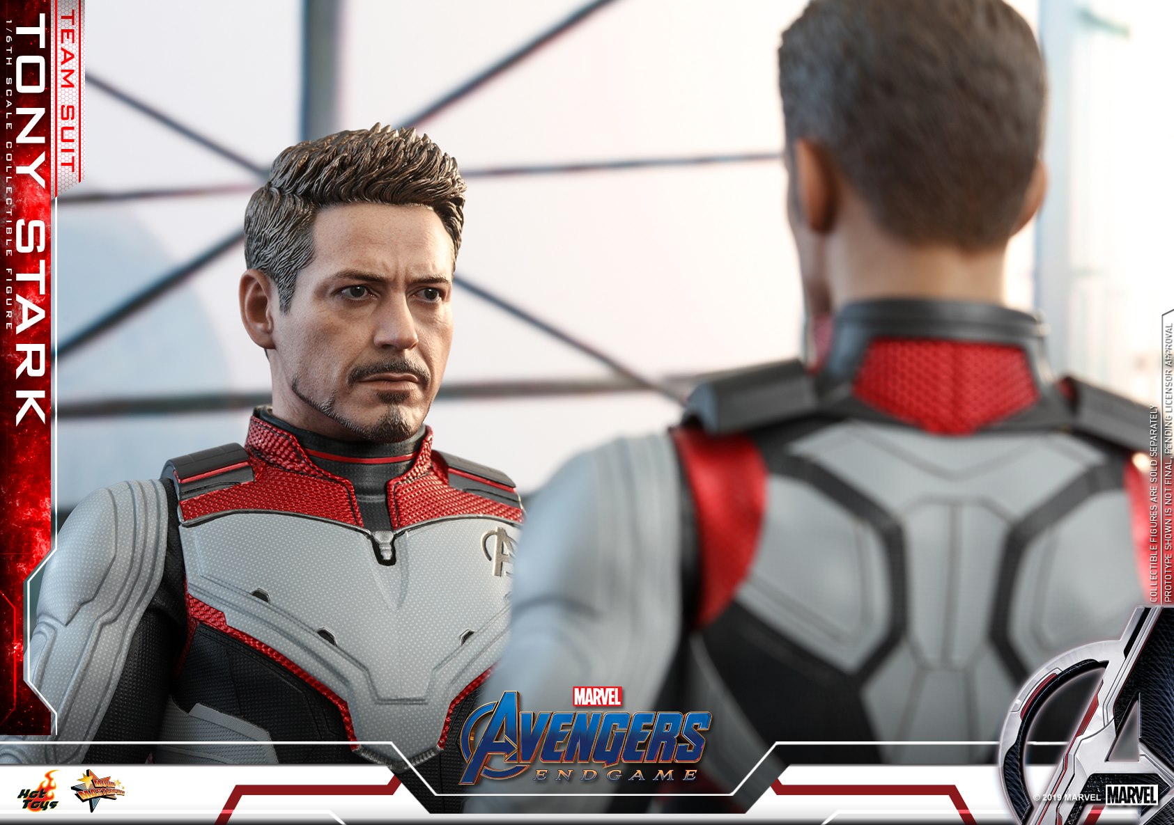 Avengers: Endgame- 1:6 Tony Stark (Team Suit) Collectible Figure