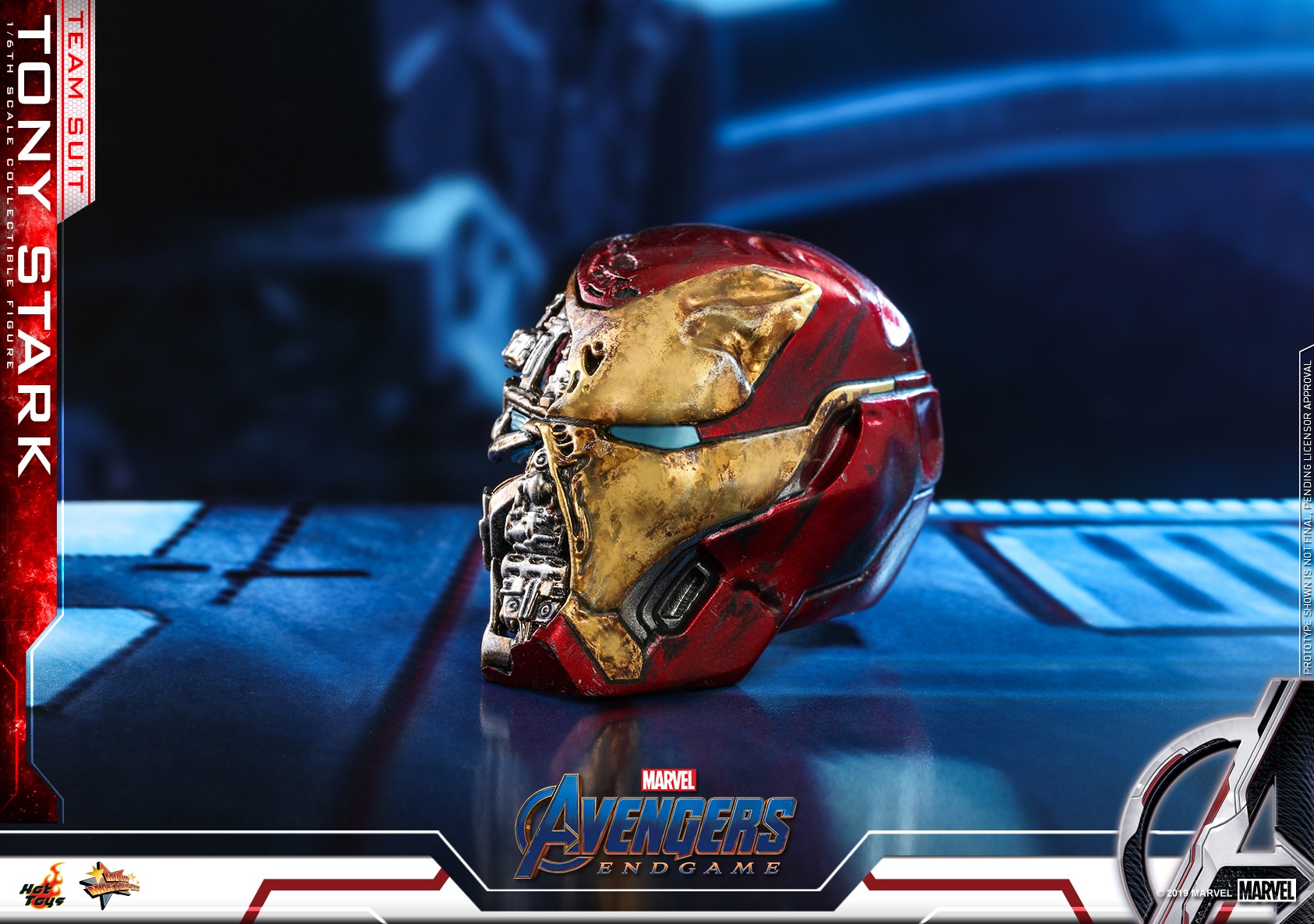 Avengers: Endgame- 1:6 Tony Stark (Team Suit) Collectible Figure