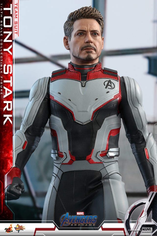 Avengers: Endgame- 1:6 Tony Stark (Team Suit) Collectible Figure