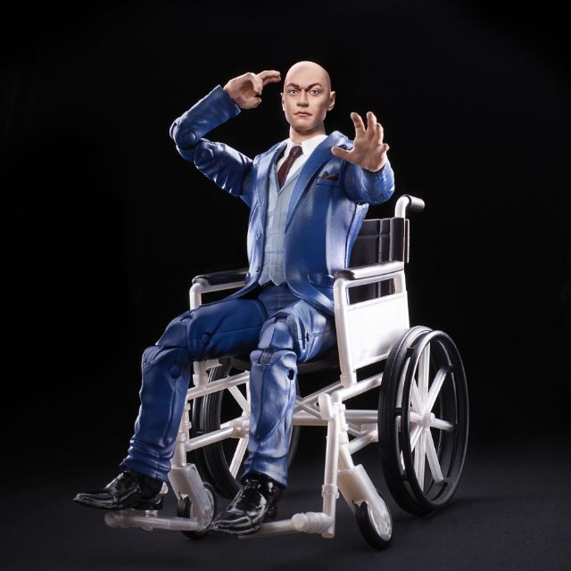 Professor X (James McAvoy)