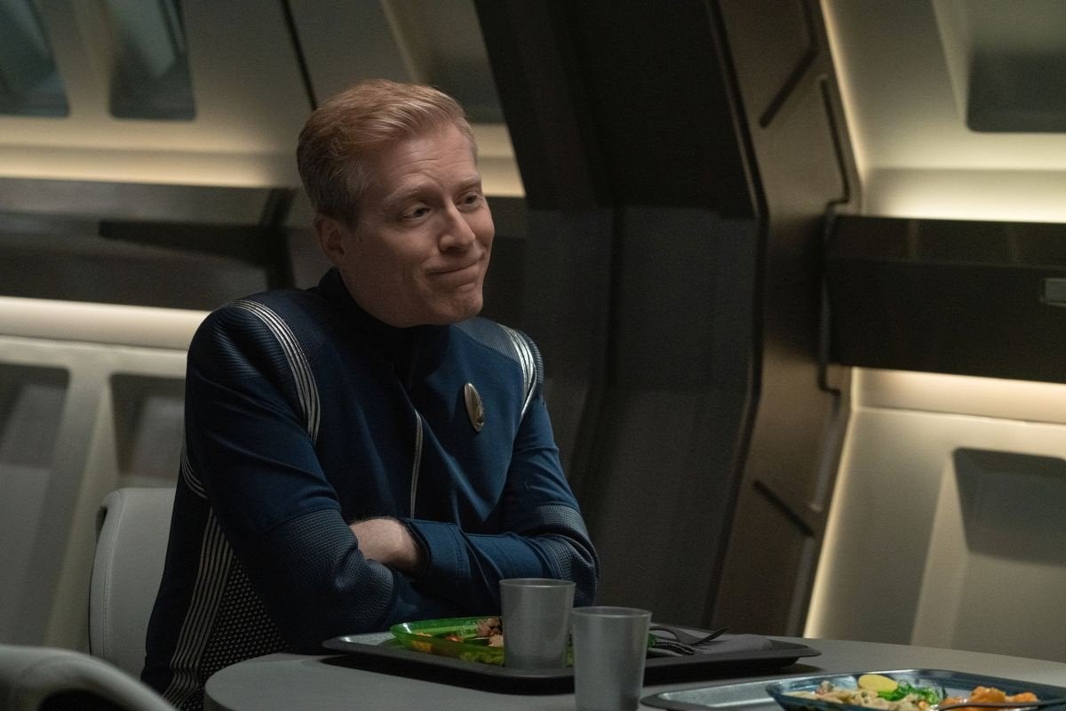 Anthony Rapp as Lt. Paul Stamets