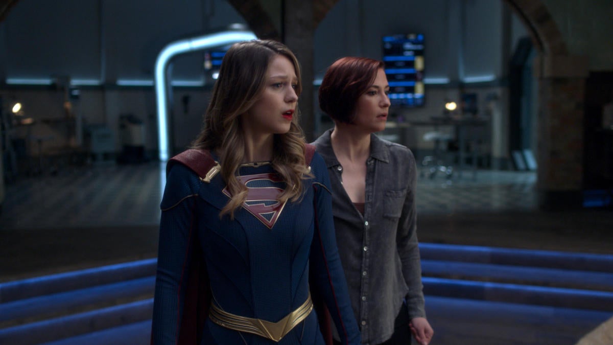 Supergirl and Alex (Chyler Leigh)