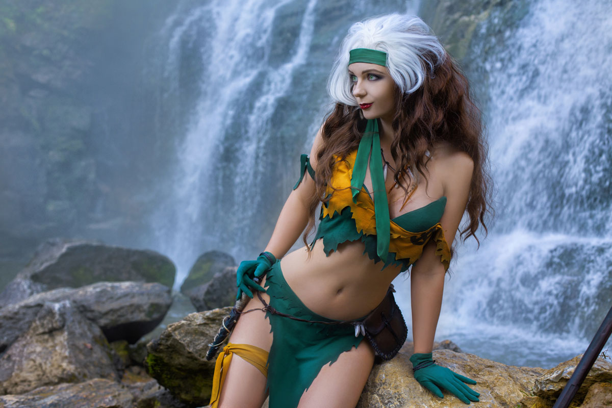 Superhero Hype Cosplay: Savage Land Rogue #4